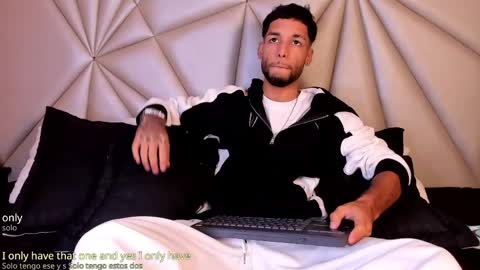 ThiagoFerreti online show from April 6, 2026, 1:14 am