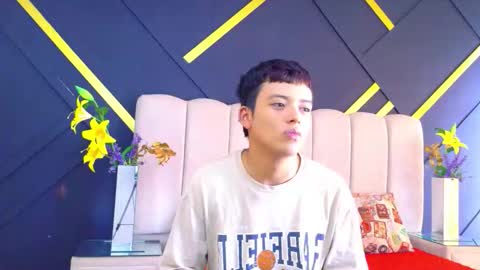 Thiagogonzalez online show from March 16, 2026, 6:56 pm