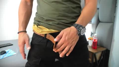 Thia Gomez online show from March 25, 2026, 7:09 pm