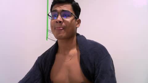 Snapshot of thiagovega_ chatting on May 19, 2026, 6:31 am thiagovega_ online show from May 19, 2026, 6:31 am
