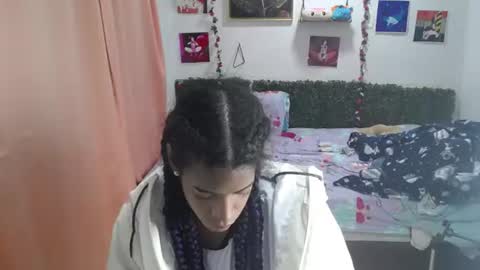 Snapshot of thiana_horny chatting on June 16, 2026, 1:58 pm thiana_horny online show from June 16, 2026, 1:58 pm