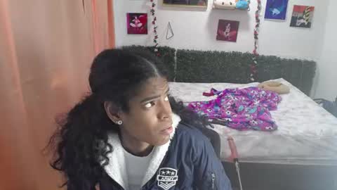 Snapshot of thiana_horny chatting on June 19, 2026, 4:44 pm thiana_horny online show from June 19, 2026, 4:44 pm