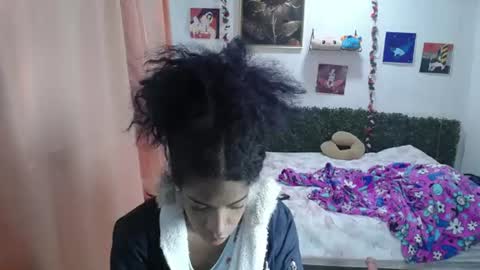 Snapshot of thiana_horny chatting on June 20, 2026, 1:25 pm thiana_horny online show from June 20, 2026, 1:25 pm