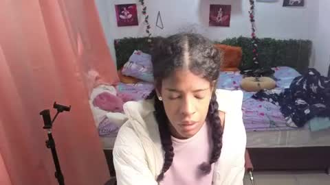 Snapshot of thiana_horny chatting on July 6, 2026, 1:41 pm thiana_horny online show from July 6, 2026, 1:41 pm