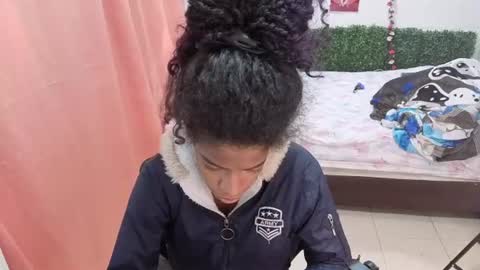 Snapshot of thiana_horny chatting on July 17, 2026, 2:13 pm thiana_horny online show from July 17, 2026, 2:13 pm
