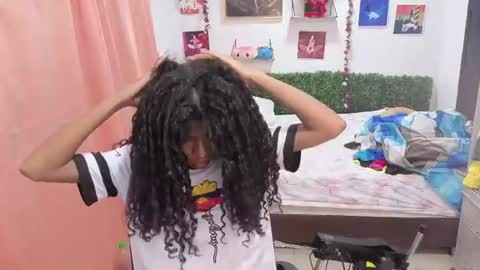 Snapshot of thiana_horny chatting on July 18, 2026, 2:21 pm thiana_horny online show from July 18, 2026, 2:21 pm