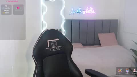  thiana  online show from October 9, 2025, 3:37 am