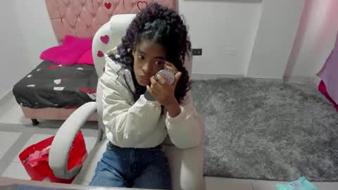 Snapshot of thianahornyy chatting on February 17, 2026, 12:45 pm thianahornyy online show from February 17, 2026, 12:45 pm