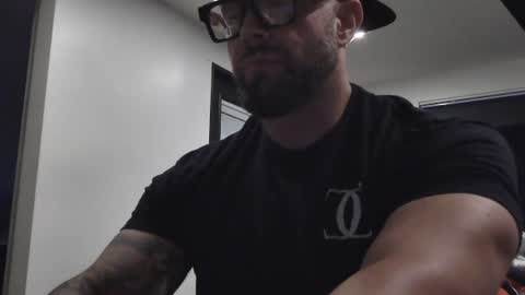 thiccbull12 online show from August 3, 2026, 12:32 pm