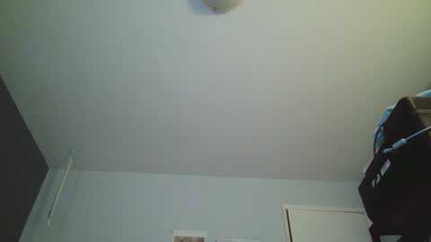 thick2handcurve online show from December 27, 2024, 2:58 am