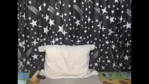 gil online show from January 3, 2025, 8:01 pm