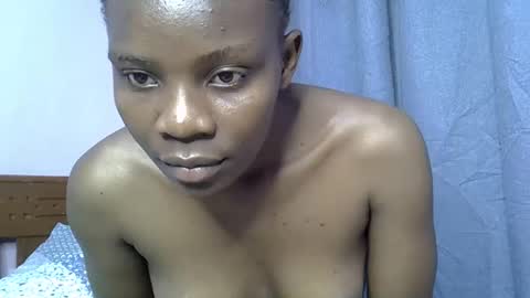 Xtine online show from November 20, 2025, 11:48 pm