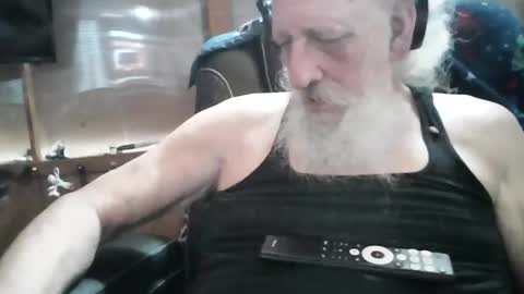 thickcock0008 online show from May 13, 2026, 4:26 pm