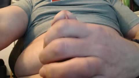 JerkWhileIWork online show from November 26, 2025, 7:04 pm