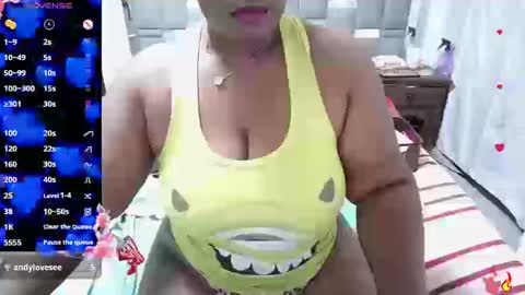 XIOMARA  online show from September 17, 2025, 4:47 am