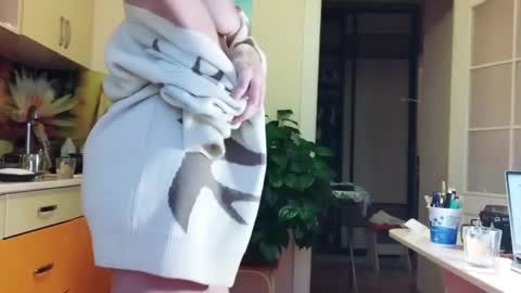 MilkyChoco online show from January 4, 2025, 3:07 pm