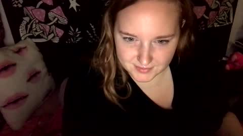 Ariel online show from October 13, 2025, 2:55 am