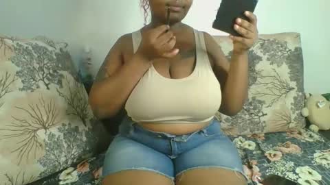 thickie_ online show from December 1, 2025, 4:01 pm