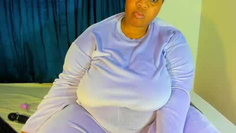 thickleeyanaxxx online show from June 14, 2026, 3:30 am