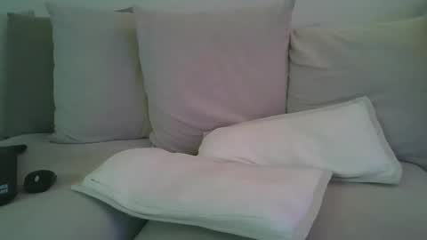 Snapshot of thierrymanceau754 chatting on May 20, 2026, 6:25 pm thierrymanceau754 online show from May 20, 2026, 6:25 pm
