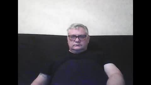 Snapshot of thierrysymp chatting on December 2, 2024, 5:15 pm Thierrysymp online show from December 2, 2024, 5:15 pm