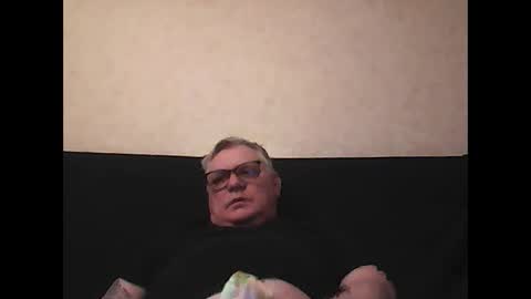 Snapshot of thierrysymp chatting on February 26, 2025, 7:05 pm Thierrysymp online show from February 26, 2025, 7:05 pm