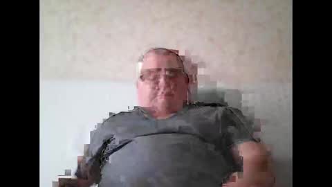 Snapshot of thierrysymp chatting on October 22, 2025, 3:45 pm Thierrysymp online show from October 22, 2025, 3:45 pm