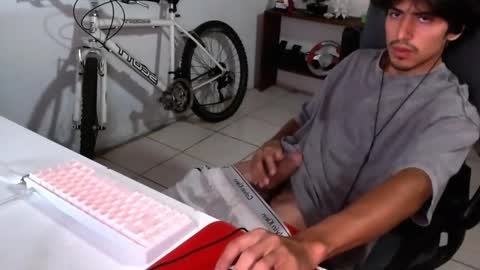 thieves_us online show from September 18, 2025, 4:03 am