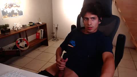 thieves_us online show from February 9, 2026, 8:29 am