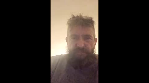 lola...and...thiggy online show from April 8, 2026, 6:24 am