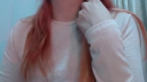 Snapshot of thin33 chatting on December 2, 2025, 3:23 am sara online show from December 2, 2025, 3:23 am