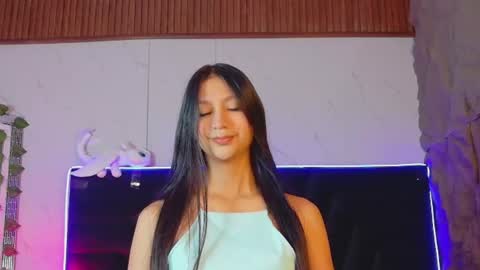 Snapshot of thin_eva chatting on June 13, 2026, 6:50 pm Eva online show from June 13, 2026, 6:50 pm