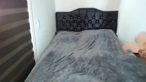 thin_tommy11 online show from January 30, 2025, 3:11 am