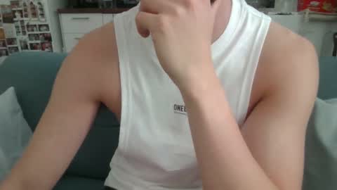 Thinboy2 online show from October 11, 2025, 12:58 pm