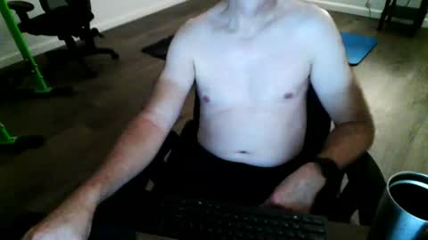 Snapshot of thinboy4moon chatting on July 14, 2026, 8:41 am thinboy4moon online show from July 14, 2026, 8:41 am