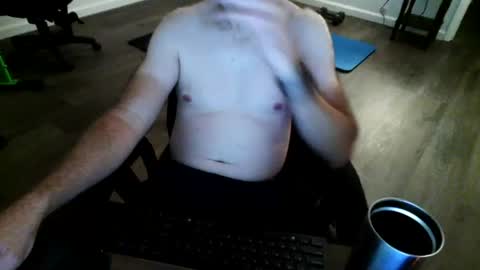 Snapshot of thinboy4moon chatting on July 16, 2026, 8:42 am thinboy4moon online show from July 16, 2026, 8:42 am