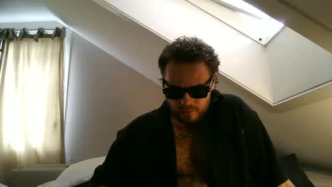 Thinking About This New Girl online show from March 12, 2025, 9:34 am