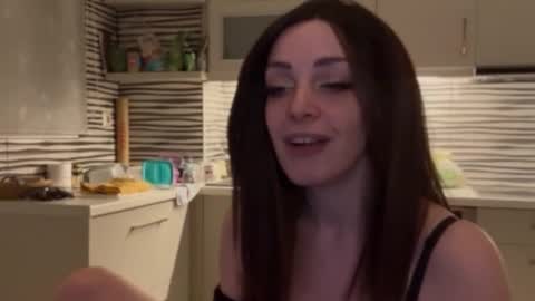 Sarra Rhies online show from March 16, 2026, 9:41 pm