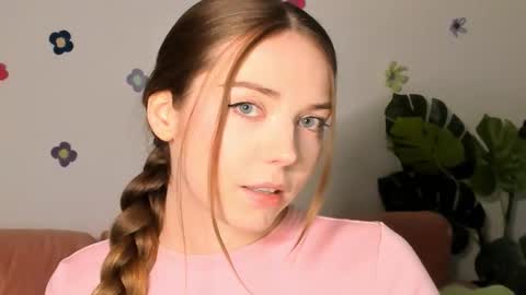 Amelia  shows on mondays fridays and sundays  if anything changes im giving updates on my fansly  online show from February 27, 2026, 2:17 pm