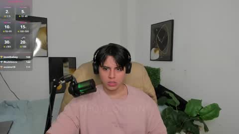 Snapshot of thom_ohtani chatting on June 7, 2026, 7:06 pm thom_ohtani online show from June 7, 2026, 7:06 pm