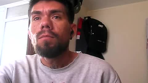 Snapshot of thomas2wood chatting on July 17, 2026, 7:19 pm Thomas2Wood online show from July 17, 2026, 7:19 pm