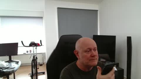 Snapshot of thomas315627 chatting on April 3, 2026, 10:13 am thomas315627 online show from April 3, 2026, 10:13 am