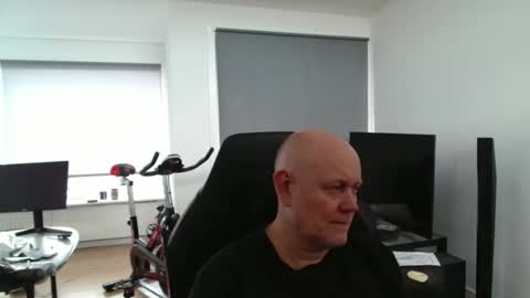 Snapshot of thomas315627 chatting on April 4, 2026, 12:02 pm thomas315627 online show from April 4, 2026, 12:02 pm