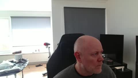 Snapshot of thomas315627 chatting on April 10, 2026, 2:00 pm thomas315627 online show from April 10, 2026, 2:00 pm