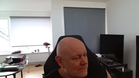 Snapshot of thomas315627 chatting on April 20, 2026, 11:35 am thomas315627 online show from April 20, 2026, 11:35 am