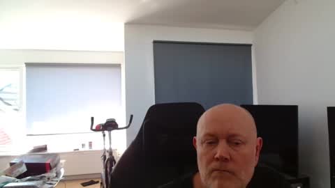 Snapshot of thomas315627 chatting on April 23, 2026, 12:51 pm thomas315627 online show from April 23, 2026, 12:51 pm