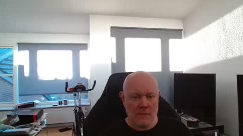 Snapshot of thomas315627 chatting on April 24, 2026, 4:48 am thomas315627 online show from April 24, 2026, 4:48 am