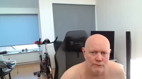 Snapshot of thomas315627 chatting on May 9, 2026, 6:18 am thomas315627 online show from May 9, 2026, 6:18 am
