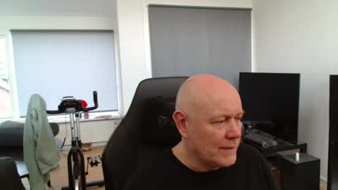 thomas806035 online show from July 20, 2026, 7:22 am