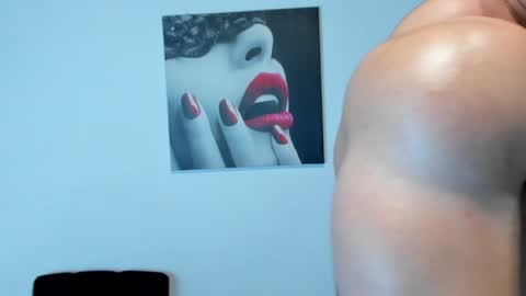 Snapshot of thomas_brandon chatting on February 3, 2025, 8:24 am Thomas Brandon online show from February 3, 2025, 8:24 am